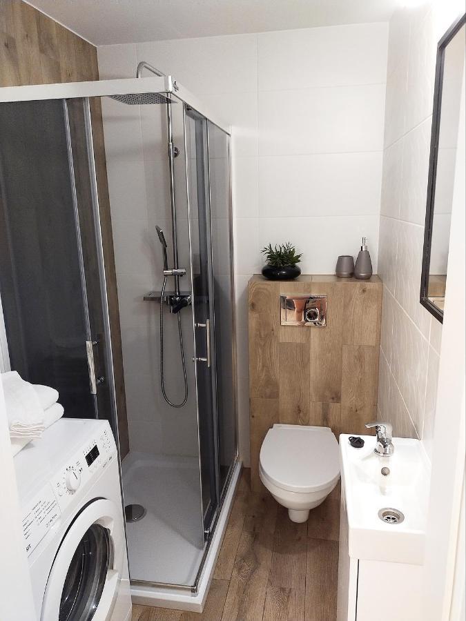 אוסטרולקה Apartament 11 Listopada מראה חיצוני תמונה